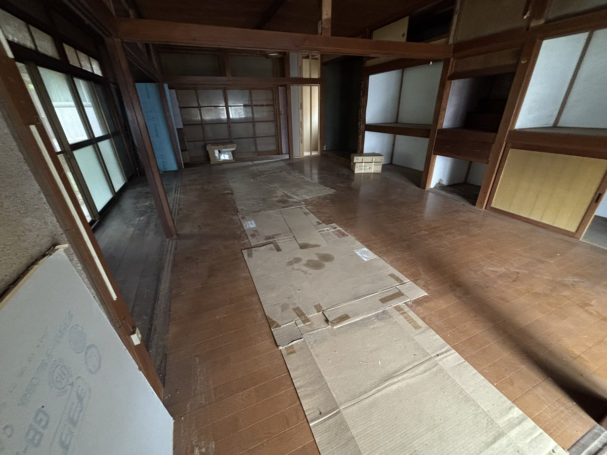 eric7blog's tweet image. 先日退去した物件、永遠に放置してたけどこれで入居者きまった😂トイレ未設置。倉庫で貸し出し。

汚くても長く入居募集だしていると決まる✌️DIYやってみたいそうです🏡