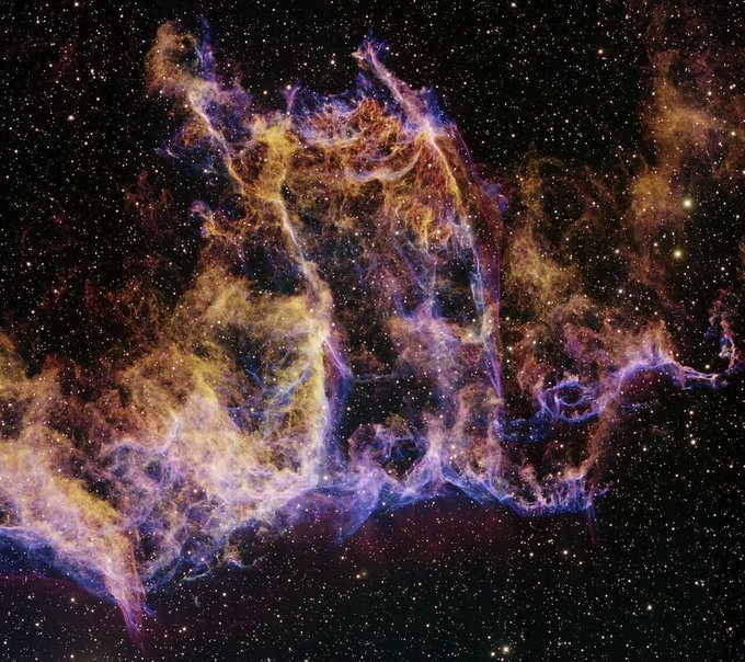 konstructivizm's tweet image. Galactic beauty: IC 1340, a filament of the Cygnus Loop, likely born 5,000–10,000 years ago in the wake of a supernova.

Credit: T.A. Rector (University of Alaska Anchorage) and H. Schweiker (WIYN and NOIRLab/NSF/AURA)