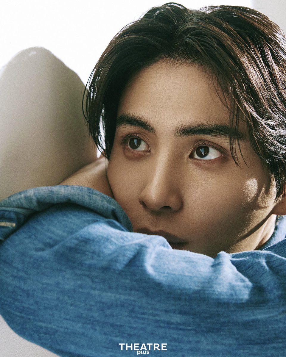 theatreplus_twt's tweet image. [인터뷰🎙] 열 번째 시즌으로 돌아온 뮤지컬 &amp;lt;#렌트&amp;gt;가 올겨울 또 한번 사랑으로 물들입니다! 11월호는 이번 시즌 로저 역으로 새롭게 합류한 배우 유태양을 만났는데요🎸 작품의 메시지처럼 주어진 청춘을 충실하게 살아내고 싶다고 말하는 그의 이야기를 전합니다.
-
📲 blog.naver.com/theatreplus/22…