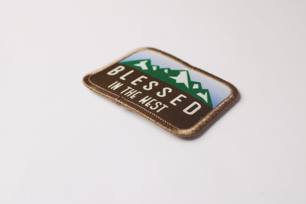 LifengGifts's tweet image. Custom embroidered patches by Lifeng Gifts 🧵 Perfect for clubs, uniforms &amp;amp; corporate branding — precise, durable, and stylish!

📧 miyayang1115@gmail.com
🌐 Website: kslifeng.com

#lifenggifts #embroideredbadges #custompatches #embroidery