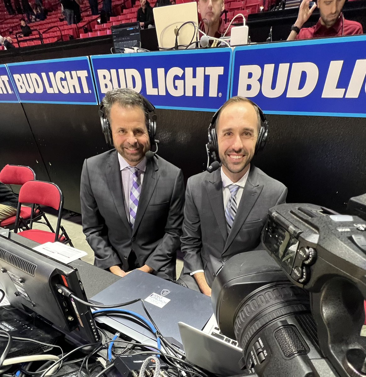Hear we go! <a href="/Aztec_MBB/">San Diego State Men's Basketball</a> and @Troymenshoops who made the NCAA tournament last year. <a href="/KUSINews/">KUSI News</a> and the Mountain West Network at the top of the hour! Join @spocal10 and I for the call!