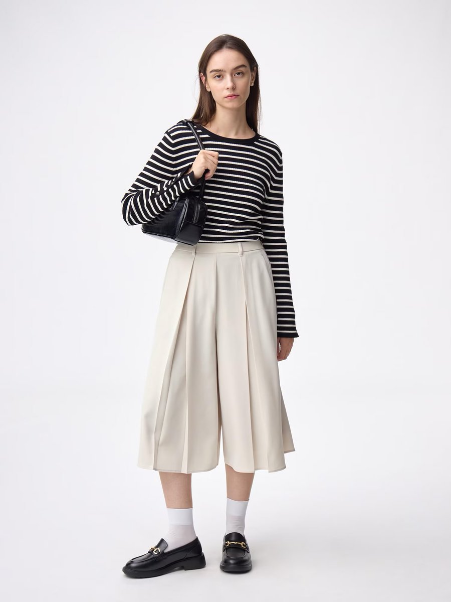 baekmingoo2's tweet image. Drape Culots Q
📁: gu-global.com/jp/ja/products…

💰 155,000 | DP 135,000
Avail Black [ S-L ]
Natural [ XS-XL ]

🏷️ jastip hc jp jepang GU sale promo web outfit celana kulot