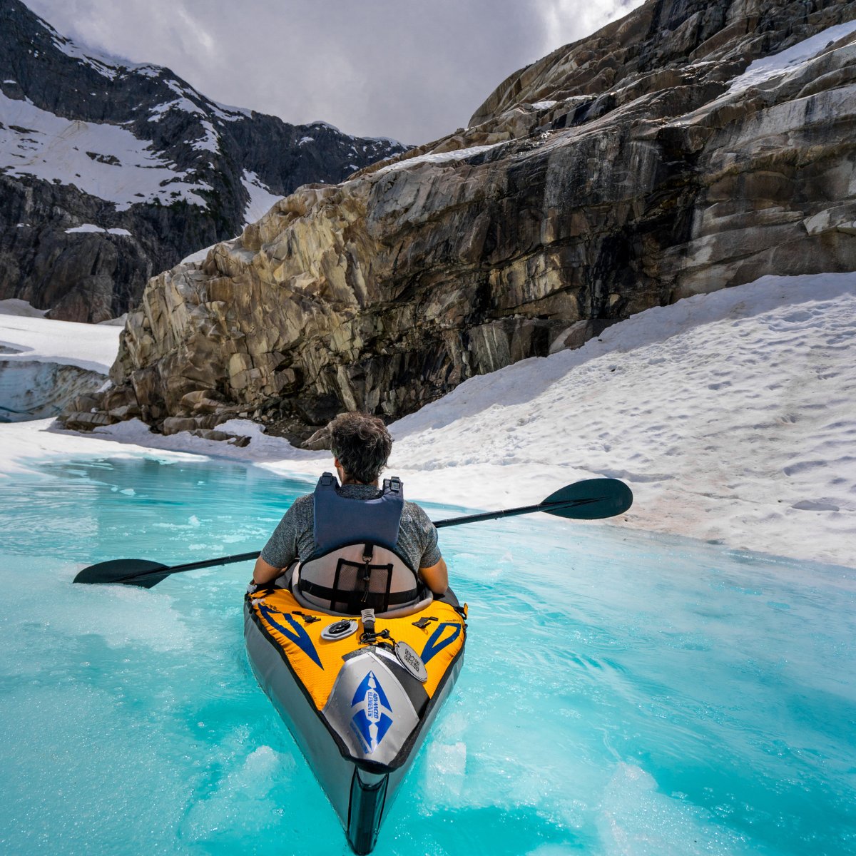 SonoraResort's tweet photo. Elevate your adventure: soar over glacial peaks, paddle in alpine lakes, and explore remote ridgelines with our Helicopter Adventures at Sonora Resort. 🚁🌲 #HeliAdventure #LuxuryTravel #SonoraResort https://t.co/tZOTPsuFgp