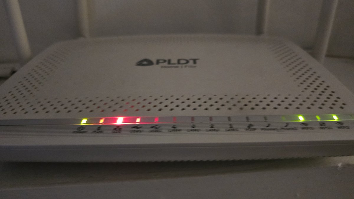 igicenteno's tweet photo. 5 days now. @iamMVP  This is how Billionairs like you piss on us by giving us this shitty service! @SMARTCares @PLDT_Cares ! You guys don't care! https://t.co/jjA4aQPS9t