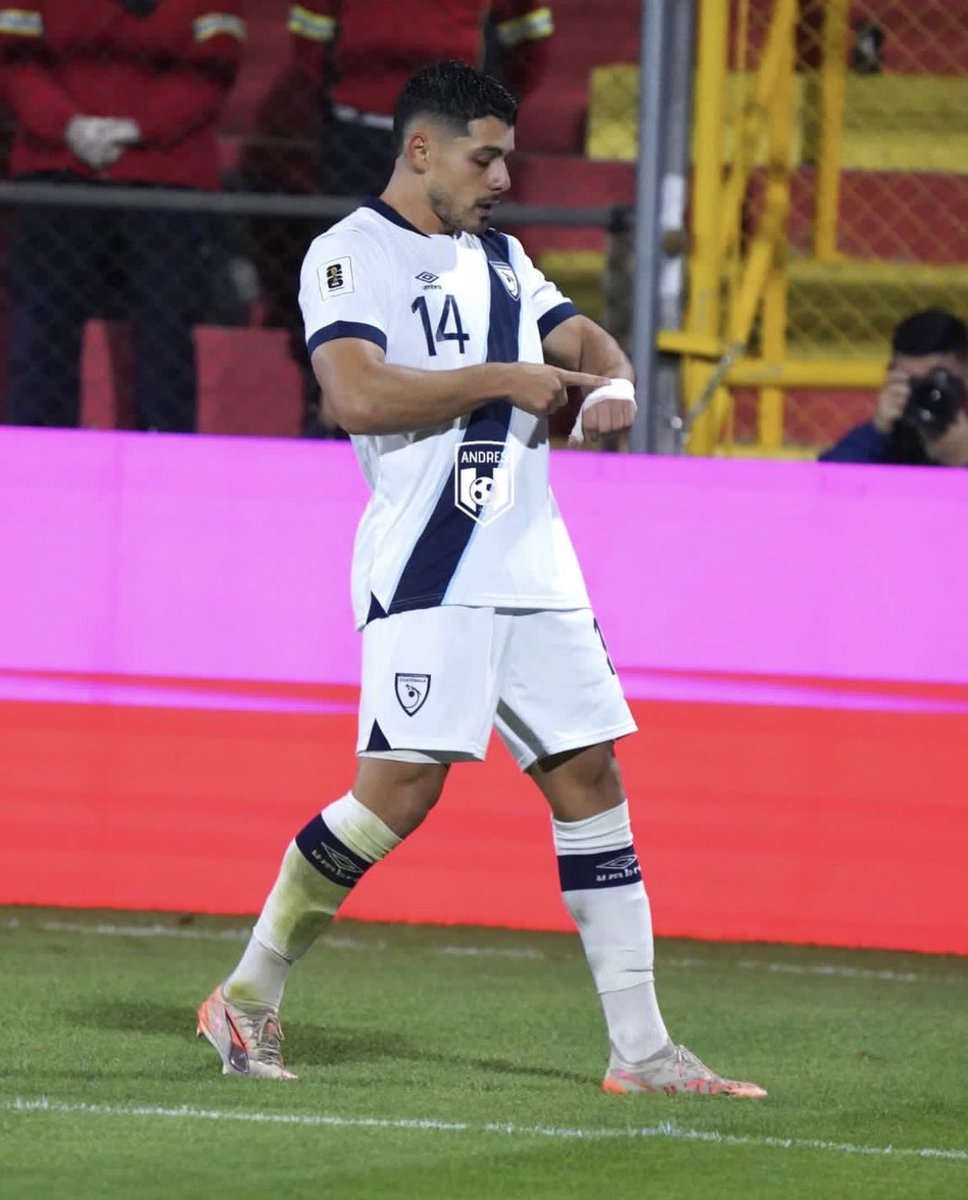 stuardd_ar's tweet photo. Siempre supe que vos sos parte fundamental de la fórmula que necesita Guatemala, la historia ahora es diferente pero siempre estuviste presente crack #MrShowTime😤🇬🇹 https://t.co/dKAp5ufYIL