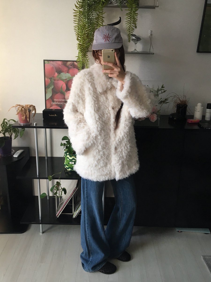 forourloving_'s tweet image. 인스타 넘기다가 자만추한 퍼자켓
49000원대네요 ㅁㅊ
쿠폰 먹이면 더 싸지고 ..

*링크를 통해 리워드를 지급받습니다

s.zigzag.kr/ijdyqDhQ36