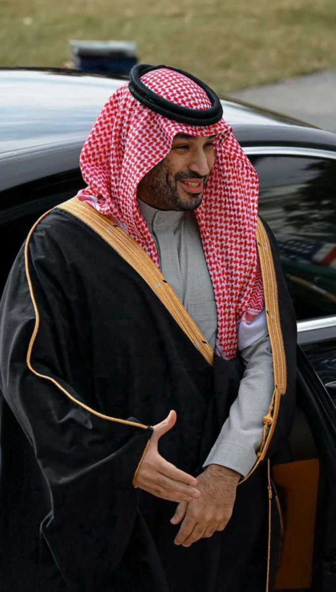 kol3943's tweet photo. الله يحفظك ويطول بعمرك 
عزنا وفخرنا 🇸🇦❤️
#محمد_بن_سلمان_في_واشنطن https://t.co/PLqvgxGsZN