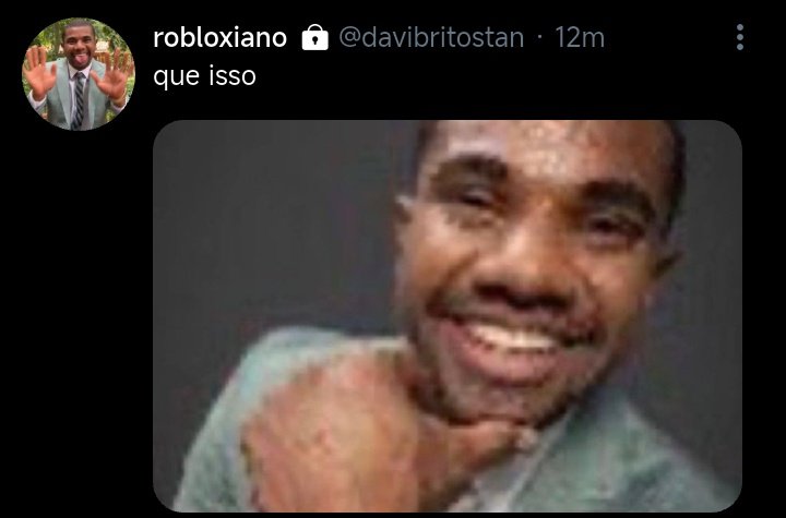 Minhocathv's tweet photo. #Minsung au| Ao lado

onde Minho, um estudante de veterinária em tempo integral descobre que mora ao lado de seu streamer favorito e sem querer se expõe em sua conta 

Ou

Jisung, um streamer famoso que tem uma queda secreta por seu vizinho que o ignora descaradamente https://t.co/q8Oy8qWKjd