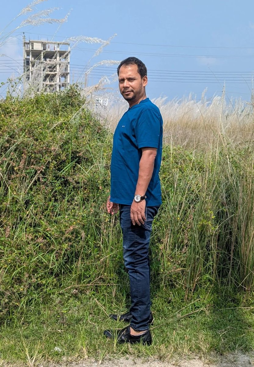 ওনার সাথে এতোটা বছর কাটিয়ে দিলাম।তারপর ও মনে হয় এ যেনো কিছু নয়।আরো ভালোবেসে যেতে পারেনা কেনো হৃদয়। শুভ বিবাহ বার্ষিকি  Boss❤️❤️