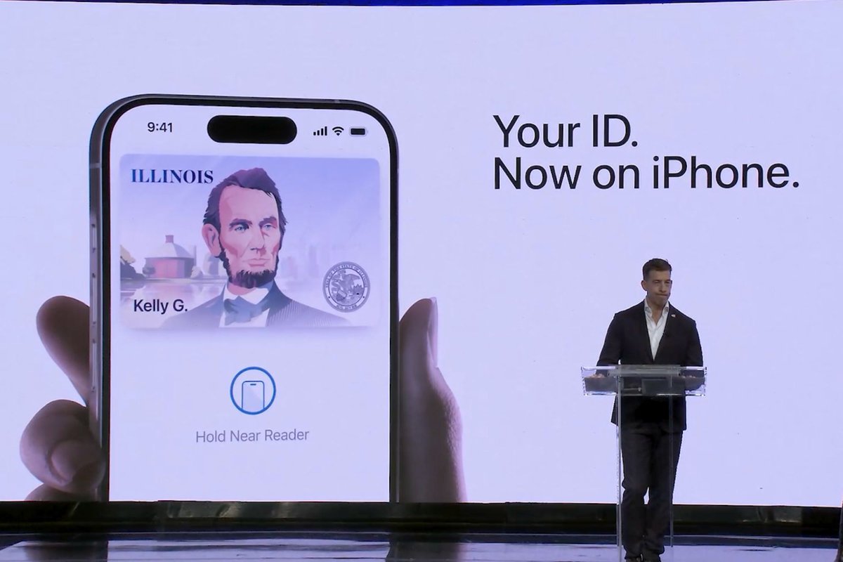 BlockClubCHI's tweet image. Illinois rolls out digital driver’s licenses and ID cards. blockclubchi.co/44jCKE2