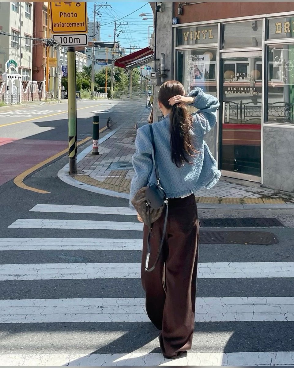 stepinto_chaiii's tweet image. 思わず目で追っちゃうカラーコーデ４選🪾❄️