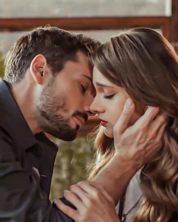 Fertgon's tweet image. Meu Hudutsuz Sevda. 🤍💫
#DenizCanAktaş #MirayDaner #HalZey