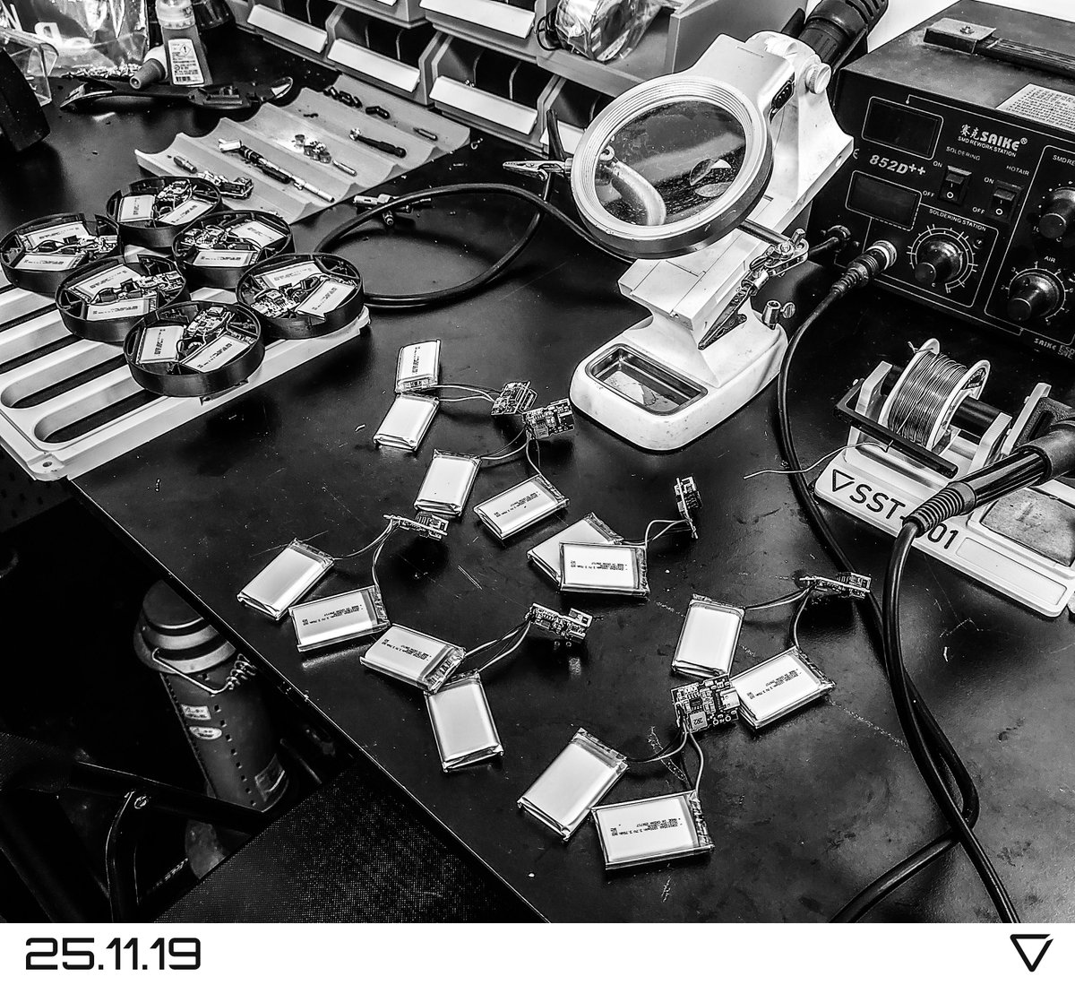 virtual_exists's tweet image. 