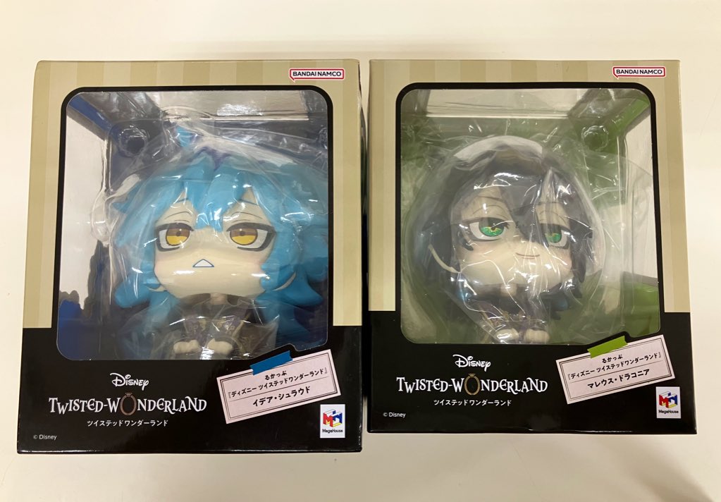 商品入荷情報】 #駿河屋梅田茶屋町店 です！ #ツイステッド