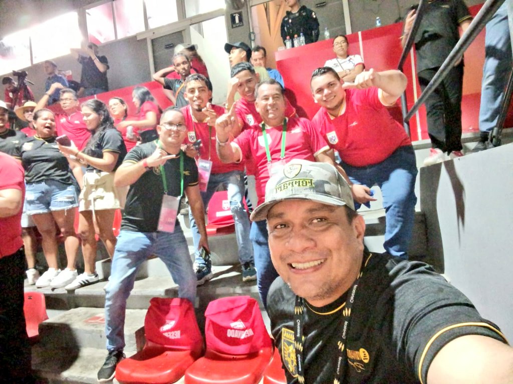 Super Z FM Chiriquí tweet media