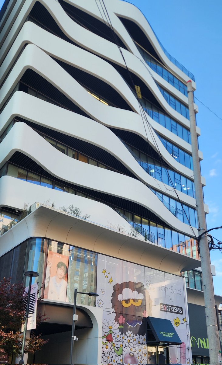 mongmongki1's tweet image. 올리브영N 성수에서
귀여운 rom&amp;amp;nd 구매완료