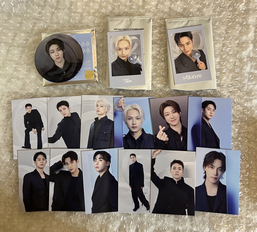 coups_13's tweet photo. SEVENTEEN セブチ交換トレカ 
NEW_イルコン

【譲】ジョシュア ジュン ミンハオ ミンギュ スングァン バーノン ディノ
【求】スンチョル エスクプス

缶バッジ･チェキは同種希望

郵送にて交換希望です📨🤍
条件合う方いましたらお声掛けください。 https://t.co/cWTGDoVH13