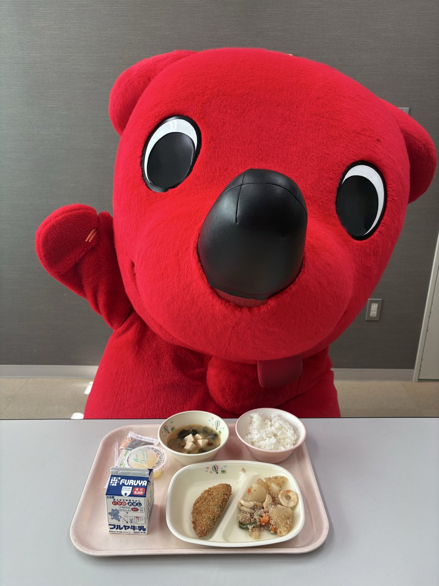 ハムちゃん給食 今日の給食🍚 銚子市立双葉小学校🏫 あじいそべフライ🐟 #ごはん #あじ