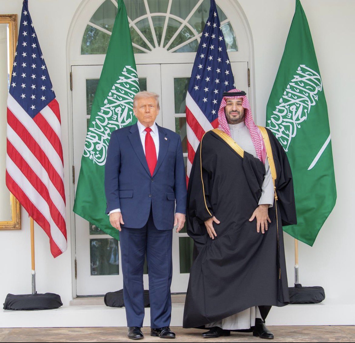 abosalman16's tweet photo. القمة السعودية-الأمريكية وما شهدته من حفاوة الاستقبال الرفيع وتوقيع اتفاقية الدفاع الاستراتيجية تعكسان مكانة المملكة وريادتها في المنطقة وخدمة الأمة العربية وقيادتها بحكمة واقتدار .  
🇸🇦 🇺🇸
#القمة_السعودية_الأمريكية
#محمد_بن_سلمان_في_واشنطن https://t.co/jckMBiBTtV