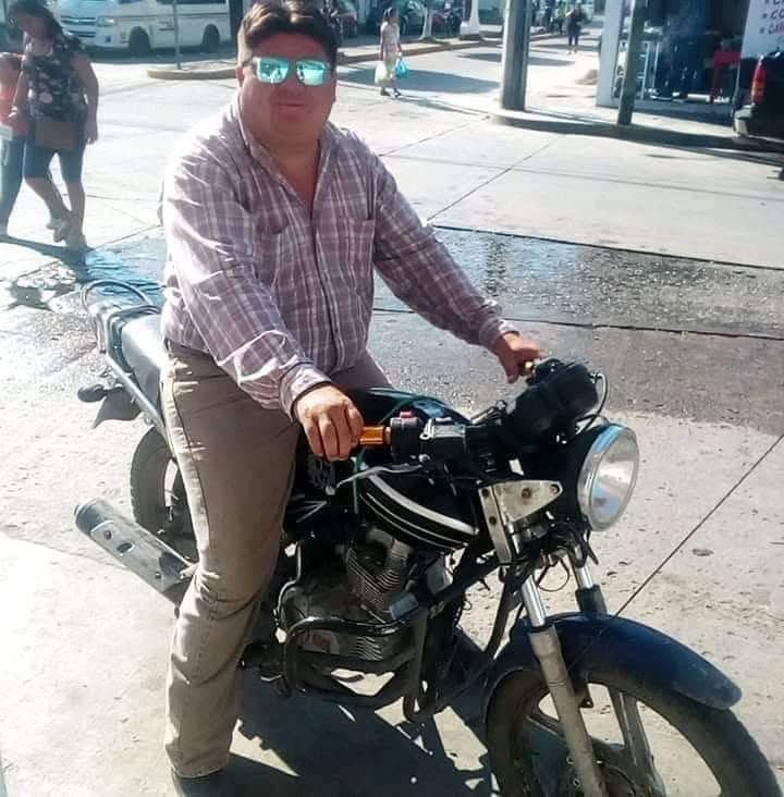MartinoliCuri's tweet photo. El Piojo Herrera si no existiera el pendejo de Alejandro Castro: https://t.co/k5dpdYbNOZ