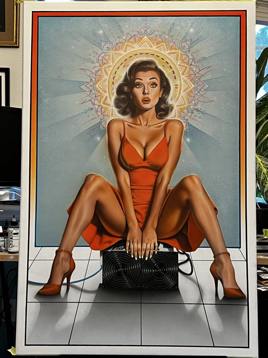 cryptbdango's tweet image. Aunt Miner by B

“She mines for rewards”