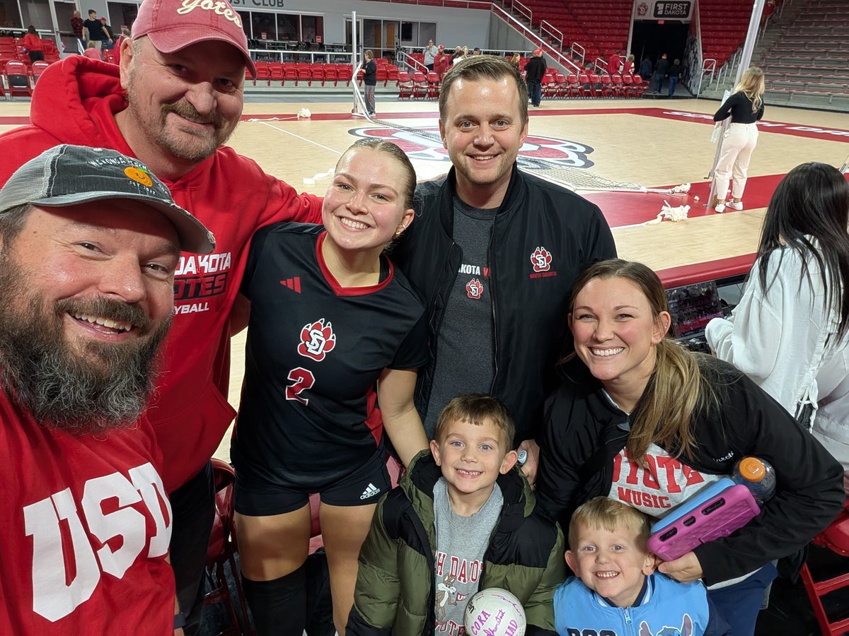 The hook! <a href="/averyvanhook/">avery van hook</a>