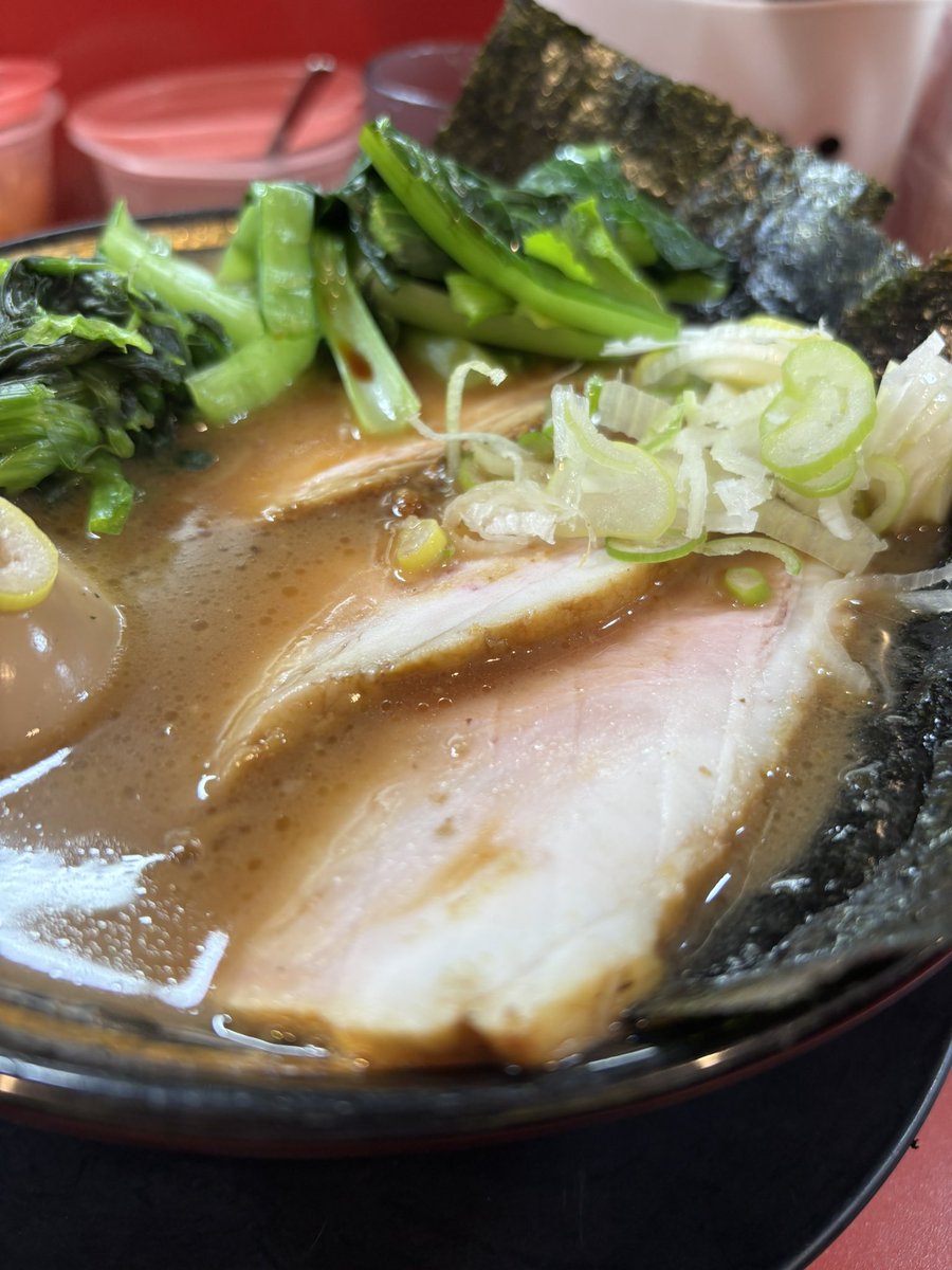 teruteruafu's tweet image. とらきち家光 
焼モモチャーシュー麺 小松菜
偶然🤣HIROさんみゃーさんなつ犬さん
同麺感謝(ㅅ´꒳` )です😍
ムチムチ焼モモ🔥🍑🥩
小松菜シャキシャキ🥬
超絶激うま- =͟͟͞͞ =͟͟͞͞ ᕙ(°∀°)ᕗｷﾀｰ‼️
ウルとら濃厚豚骨🐷🦴🍜🐯💛‼️
なんか🥩飛んでったみゃー🤣𐤔
至福の一杯🐯❤️‍🔥
ご馳走様でした‼️