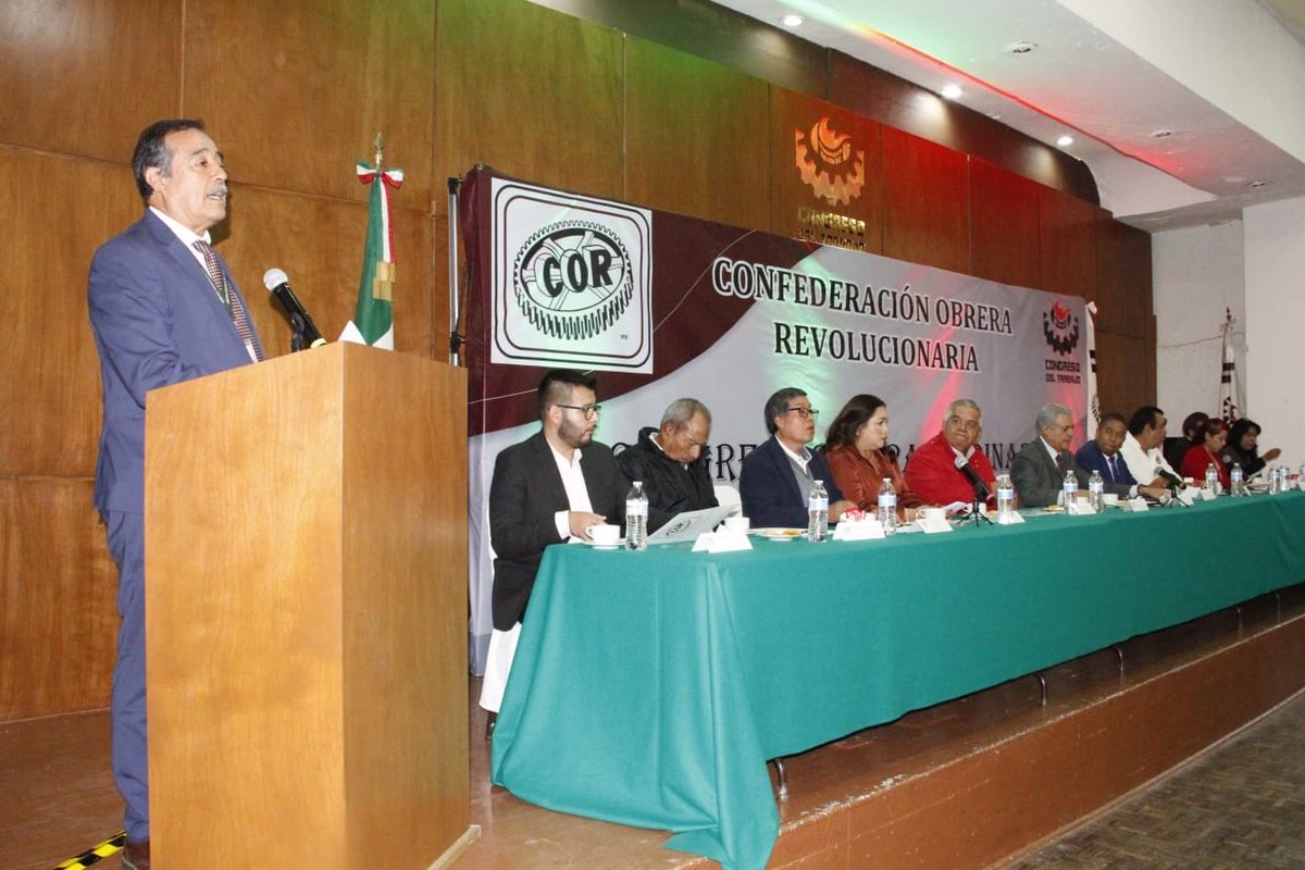 ReyesSoberanisM's tweet photo. En el marco del 58º Aniversario de la COR realizamos nuestro Congreso General Extraordinario, que nos inauguró el Lic. Alfredo Domínguez M., Director del @Centrofcrl, a quien le agradecemos toda la información compartida junto con su gran equipo de trabajo. ⁦@STPS_mx⁩ https://t.co/OMhyiGtcu8