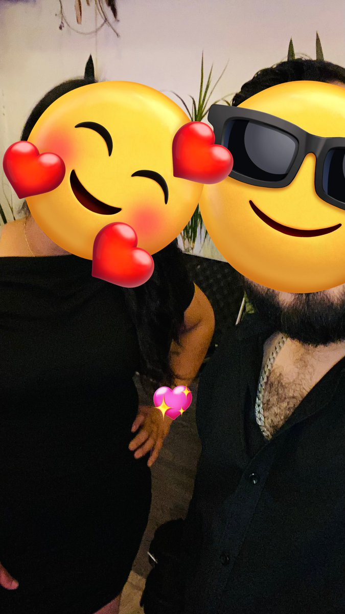 Que linda pareja buscamos chica para trío mhm