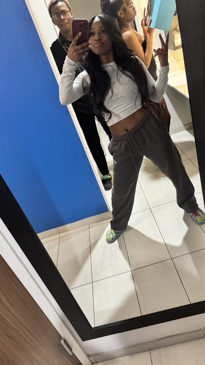 flbniyaaaaa_'s tweet photo. https://t.co/3O4hchGYmy