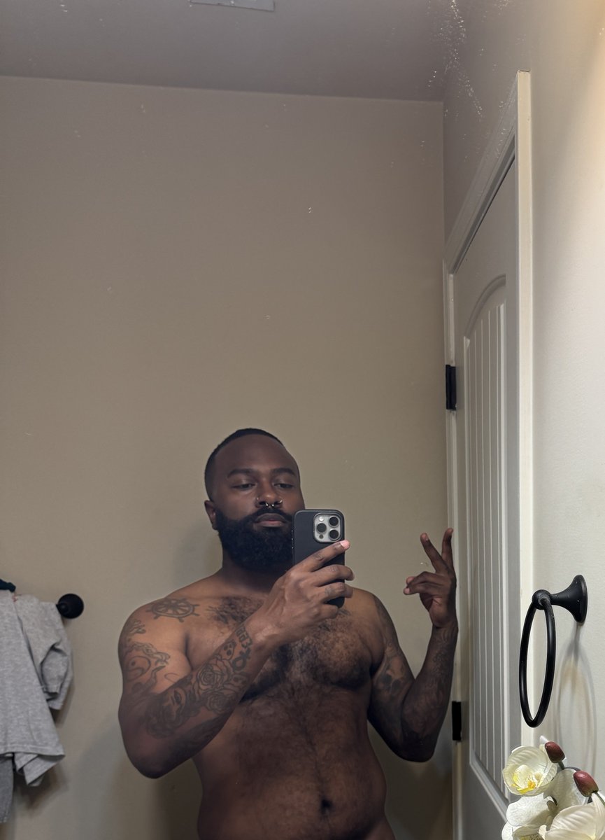 didn’t think i would be brave enough to post this. however i’m so proud of myself 🥳 even tho it’s not that much of difference. there have been so many times i have quit trying but i still keep going.