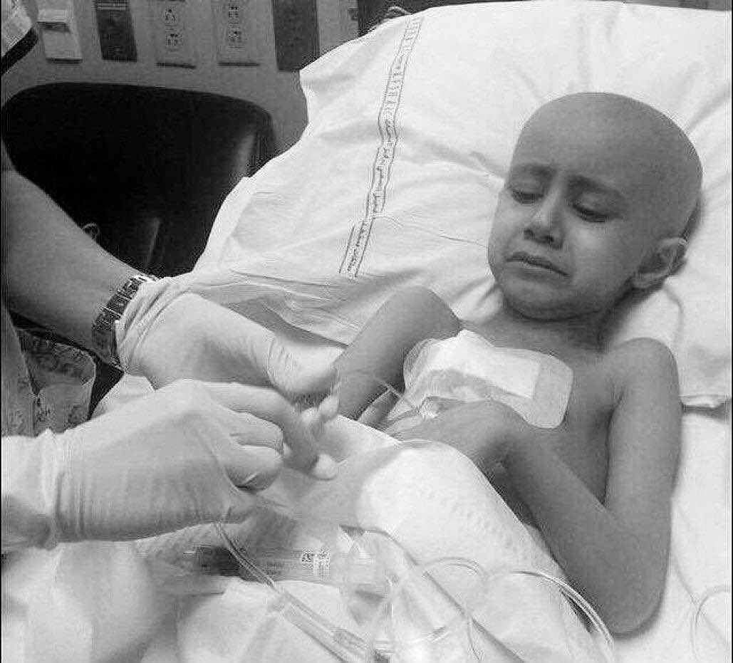 ffx_0f's tweet photo. اللهم اشفِ مرضى السرطان، وطهِّر أجسادهم ،اللهم ولا تُصب قلوبهم ذرة يأس،اللهم هوِّن عليهم علاجهم، اللهم اشفِهم وعافهم ،اللهم هوِّن عليهم ألم الكيماوي ،اللهم قوِّهم واحفظهم، اللهم ازرع الأمل بقلوب مرضى السرطان وعوِّض صبرهم بالشفاء العاجل يارب العالمين

 #مرضى_السرطان https://t.co/PoquUGOBon