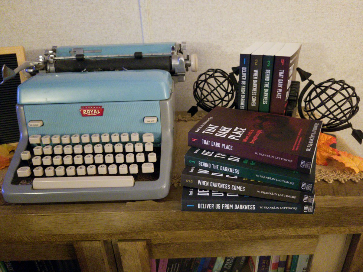 ImpactWriter's tweet image. Sometimes you've just got to brag and hope people will just smile with you. 

The Otherealm Saga
WFranklinLattimore.com 
#NoFakeSmiles #SuspenseFiction #ChristFic