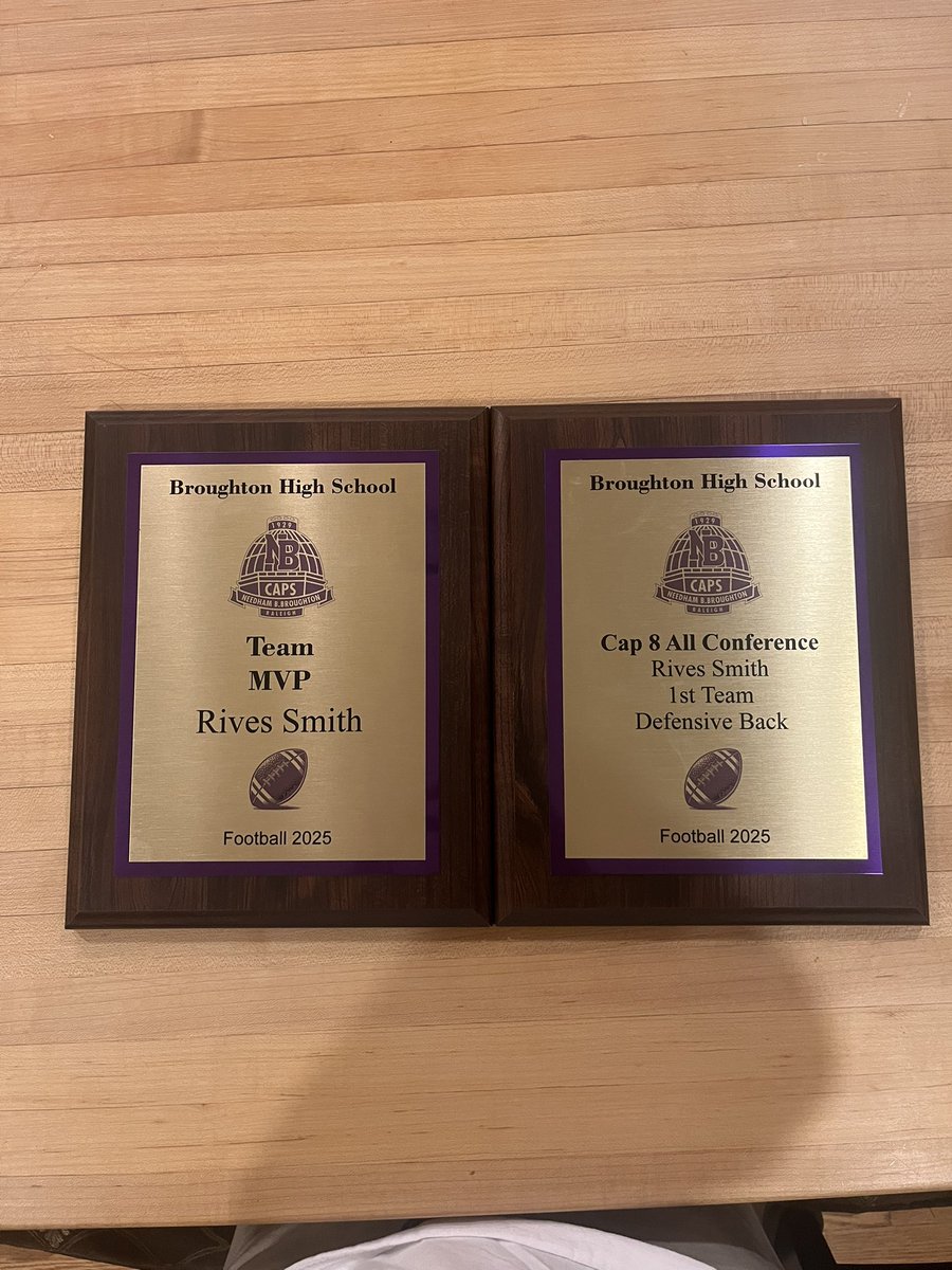 Very blessed to be named 1st team all conference and team MVP!! Thank you <a href="/Coach_McGuire5/">ᴄᴏᴀᴄʜ ᴍᴄɢᴜɪʀᴇ</a> <a href="/CoachTStyles/">Coach Therius Styles</a> <a href="/CoachBizal/">Coach Bates</a> <a href="/CoachKenSheff/">Coach Kendall Sheffield</a> for giving me this opportunity and believing in me!! 
<a href="/Damon_Magazu/">Damon Magazu</a> <a href="/CoachMacSewanee/">Andy McCollum</a> <a href="/Coach_Springer1/">Chris Springer</a> <a href="/Coach_Luvara/">Vince Luvara</a> <a href="/CoachMO_MU/">Shannon Morrison</a> <a href="/CoachUlassin/">Nick Ulassin</a>