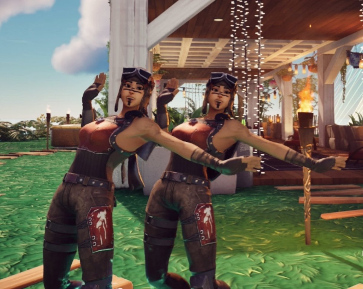 xDarlingSirenx's tweet image. @CallMeDraggo