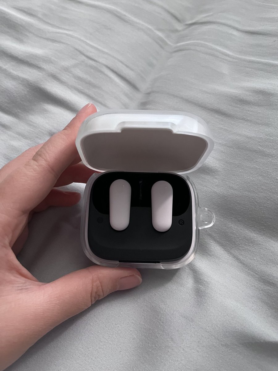 tcnpenguin's tweet image. ส่งต่อหูฟัง soundcore R50iNC (มีตำหนิ)
⭐️ราคา 420 บาท จาก 640 แถมเคส
💗พึ่งซื้อมาวีคที่แล้วปล่อยต่อเพราะเราเจาะหูมาแล้วไม่สามารถใส่ได้😭 ลดอีกได้นะคะ
♥️ขอคอนแทคได้ค่ะ
#ส่งต่อsoundcore #soundcore #ส่งต่อหูฟัง #หูฟังsoundcore