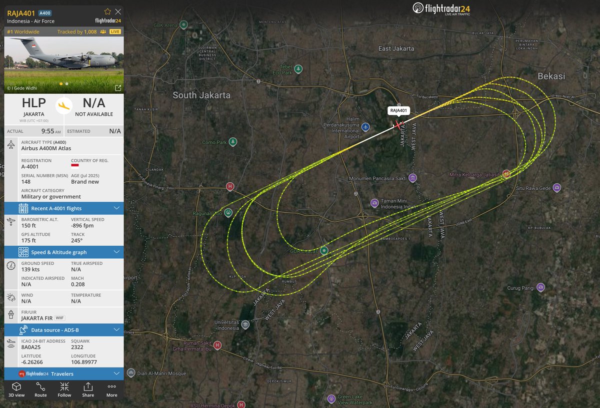 flightradar24's tweet image. The recently-delivered, first A400M for the Indonesia Air Force doing some flight training and topping our most tracked flights list at the moment. flightradar24.com/RAJA401/3d2a00…