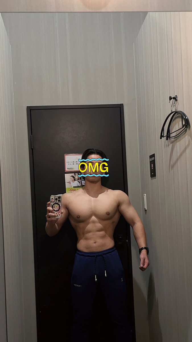 kakipp_11's tweet image. お疲れ様ですー！
絶賛喉痛療養中ー
はよ筋トレしたい。絶対身体しぼんでます💦