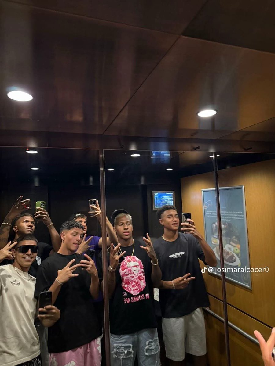 colachoenbici's tweet photo. Si @MiguelHerreraDT tiene MUCHISIMA si no que casi toda la culpa…

PERO ESTOS PECHOS FRIOS , CHIQUITOS DE TIK TOK , QUE SE CREEN MUY MALOS… 

Lo unico que son una bola de chatas que medio saben patear una pelota..

FALLARON LA ELIMINATORIA MAS FACIL DE LA HISTORIA FRACASADOS https://t.co/sGs8x1O3oJ