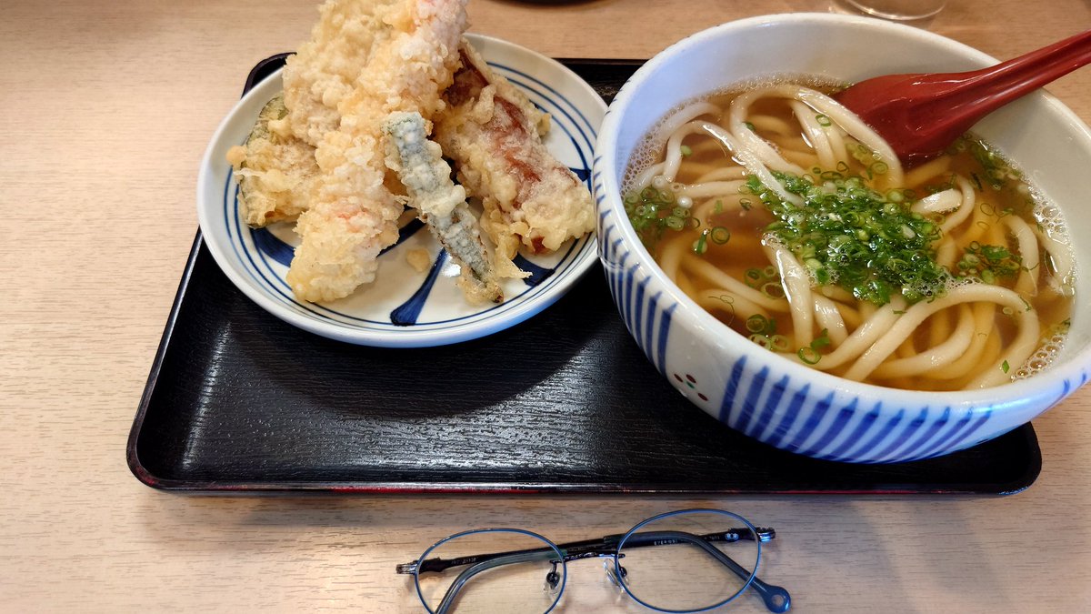 hccs_info's tweet image. 直近の週末に食べた麺類を(  ˙꒳​˙ )っ

では、おやすみなさい　#昼寝