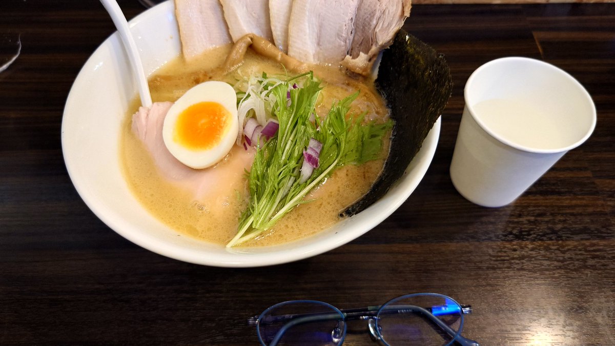 hccs_info's tweet image. 直近の週末に食べた麺類を(  ˙꒳​˙ )っ

では、おやすみなさい　#昼寝