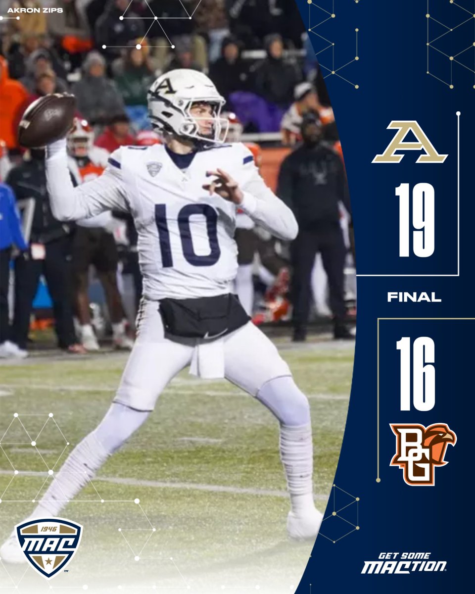 MACSports's tweet image. The Zips take care of business in their season finale! 🦘

@ZipsFB | #MACtion