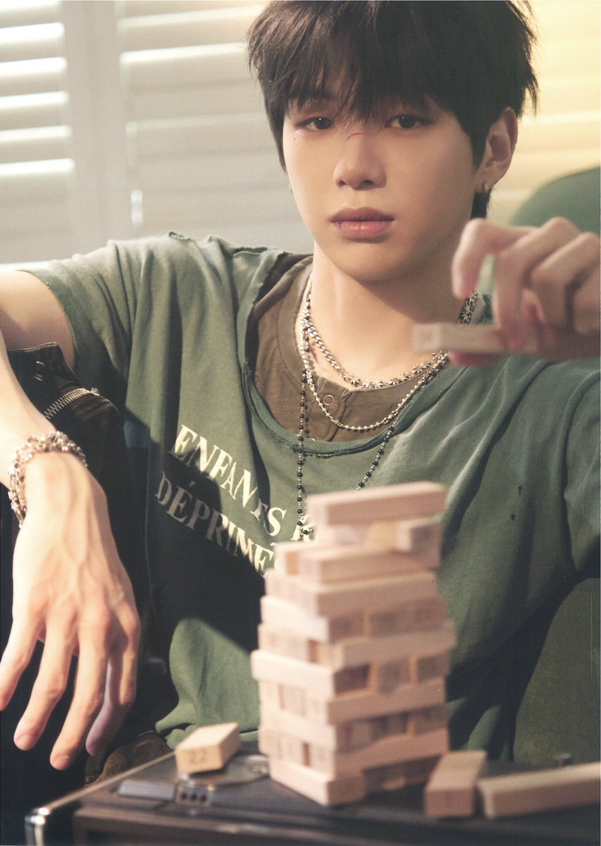 강다니엘 ITTA MAGAZINE 
화보 스캔본 7⃣️

15P가 아니라 20P였어... 어쩌다 5P를 빼먹었네😂 이제 남은 스캔본 몇 장 올릴게요😂

#강다니엘 #KANGDANIEL #姜丹尼尔