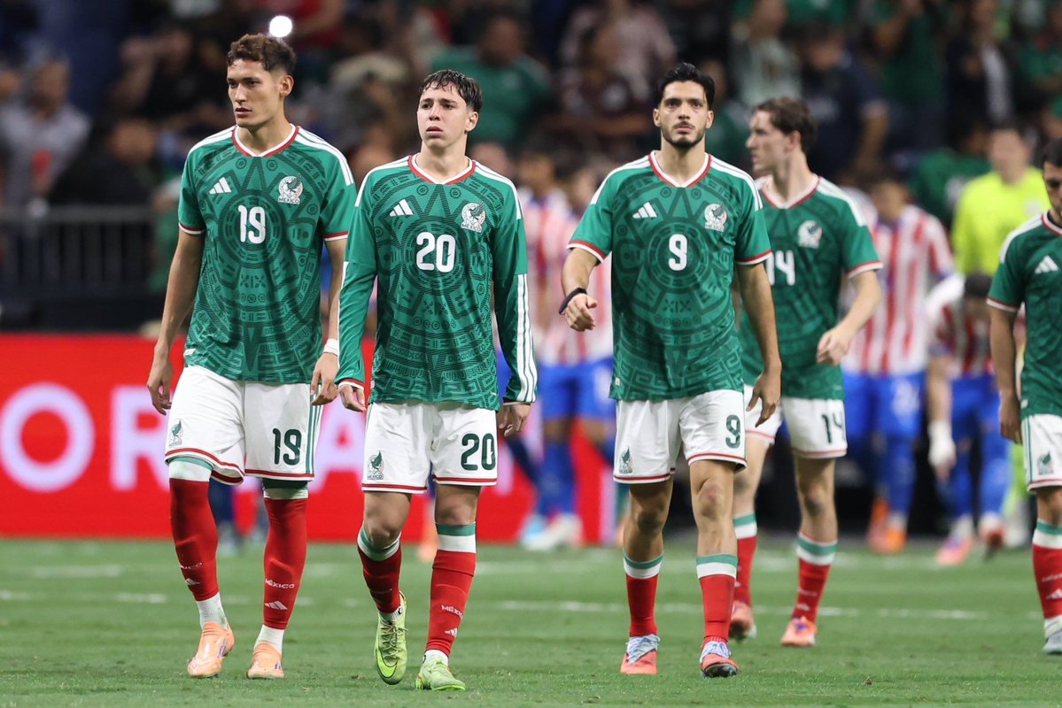 Antonio_Rosique's tweet image. 🇲🇽México culmina el 2025 sin ganarle a ningún rival clasificado a la #CopaDelMundo2026 

❌ 2-4 🇨🇭Suiza
❌ 0-0 🇯🇵Japón
❌ 2-2 🇰🇷Corea del Sur
❌ 0-4 🇨🇴Colombia
❌ 1-1 🇪🇨Ecuador
❌ 0-0 🇺🇾Uruguay
❌ 1-2 🇵🇾Paraguay

¿Qué opinas?

#FIFAWCQ2026