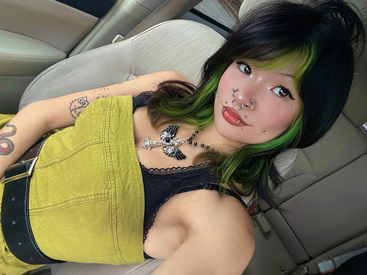 𝘺𝘻𝘢𝘣𝘦𝘭𝘭𝘢𝜗𝜚˚⋆*⋆: ♕︎ tweet media