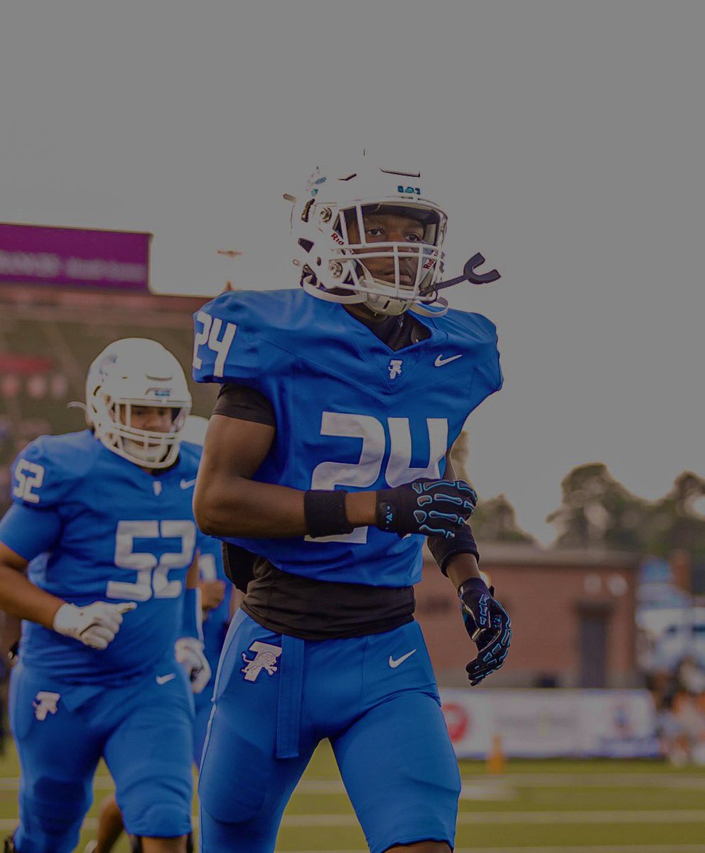 hudl.com/v/2Suevd
Senior Season Highlight’s 
60 Total Tackles (40 Solo)
2 Forced Fumbles 
1 Interception 
1 Qb hurry 
4 TFL
<a href="/GaryR_Woods5/">Coach G.Woods</a> 
<a href="/CoachJayeeB/">CoachBrown🏈♦️</a> 
<a href="/Lewis3Trey/">Trey Lewis</a> 
<a href="/MarkMartin903/">Mark Martin</a> 
<a href="/TylerLionsFB/">Tyler Lions Football</a>