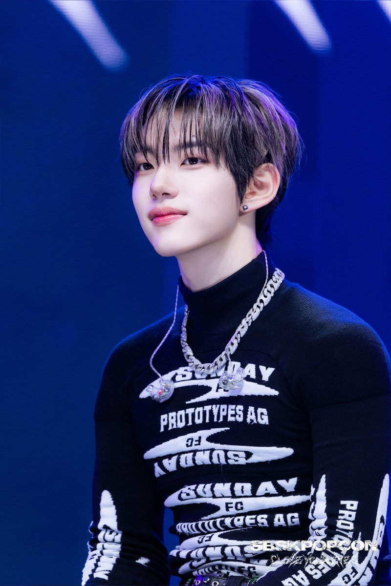 kpop_sbs's tweet photo. [SBSKPOPCON🍿] CLOSE YOUR EYES Comeback Showcase PHOTO

2025 CLOSE YOUR EYES The 3rd Mini Album [blackout] Comeback Showcase
FULL 📌https://t.co/LxVk2iVHUB

#SBSKPOPCON #스브스케이팝콘 #컴백쇼케이스 #CLOSEYOUREYES #클로즈유어아이즈 #blackout #X #SOB #Whos_Dat #스브스케이팝콘_클로즈유어아이즈 @closeyoureyes_7