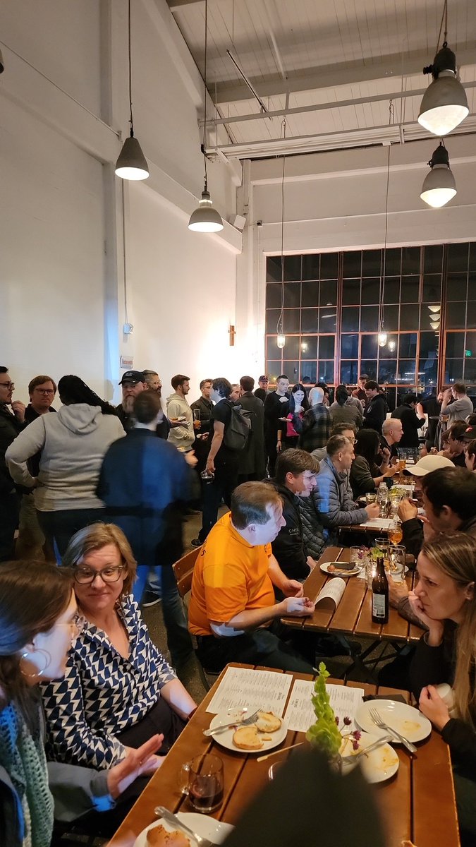 Dave Thomas tweet media