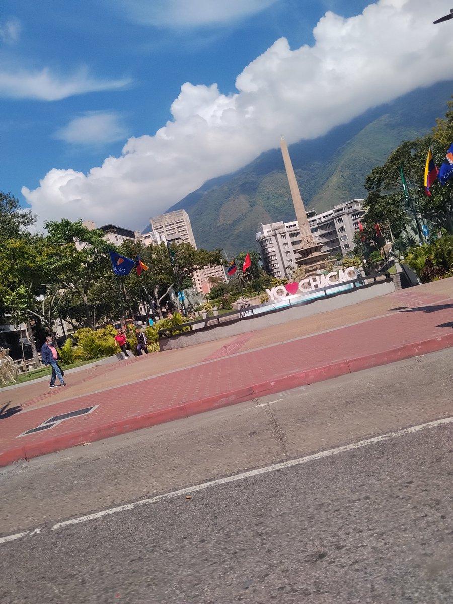 XuserVM's tweet image. Uno va a Ccs un ratico y te quieres es quedar 🥲