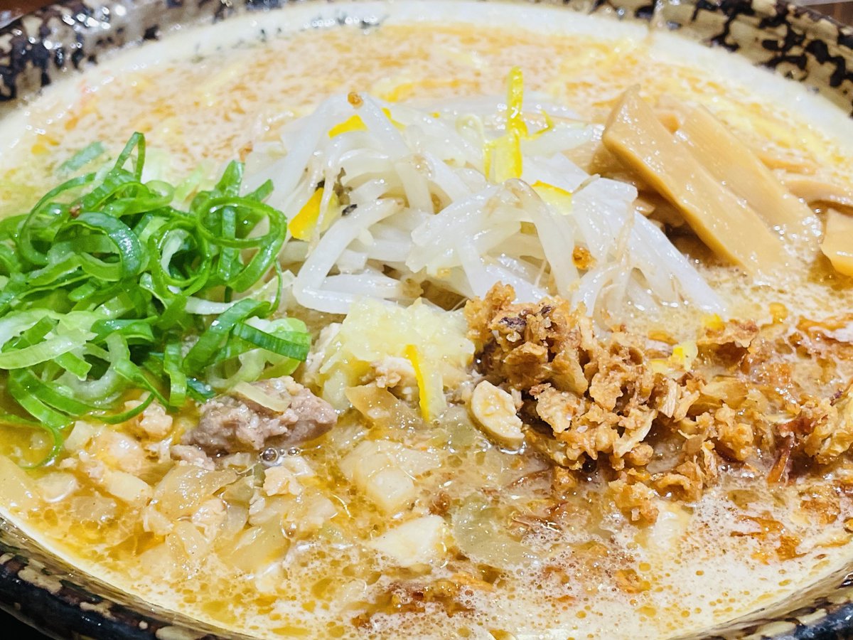 さて、来年のニプコムもホテル予約しましたよっと😙✨

今年は、某アイドルのコンサートの影響でタクシー争奪戦になりかけ、肝を冷やしたので💦
18日:ホテル日航新潟(オムレツと夜景の写真)
19日:新潟第一ホテル(朝食バイキングの写真)
と、しました✅

ラーメンはまごころ亭🍜